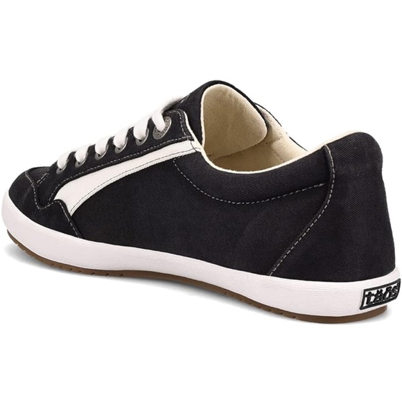 NWOB Taos Shooting Star | 7.5 Wide | Black/White Distressed - Picture 4 of 14